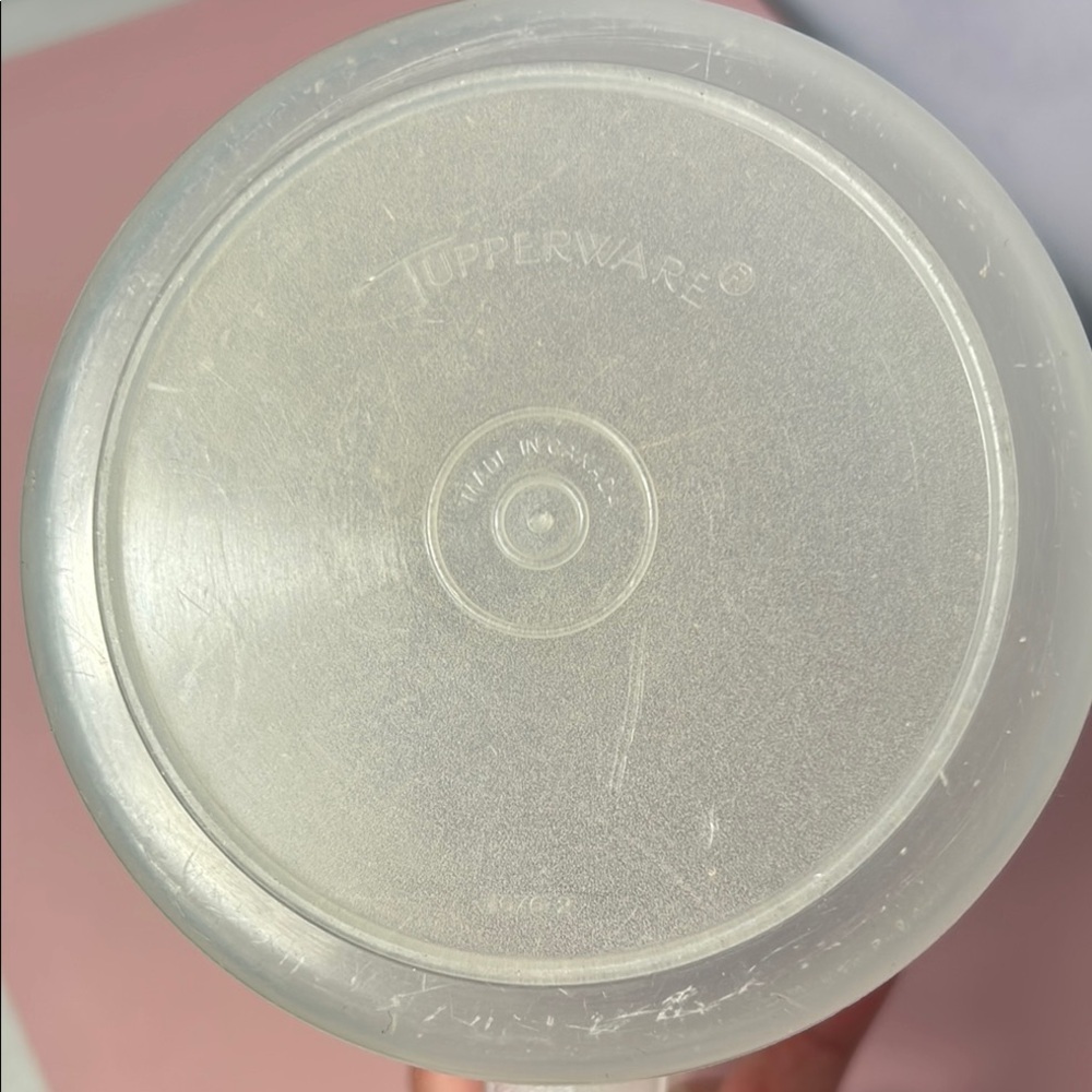 Tupperware Classic Pitcher - Picture 4 of 7